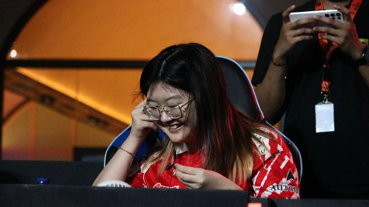 BTR Cinny Raih Gelar Sebagai FMVP MWI 2023 ONE Esports Indonesia