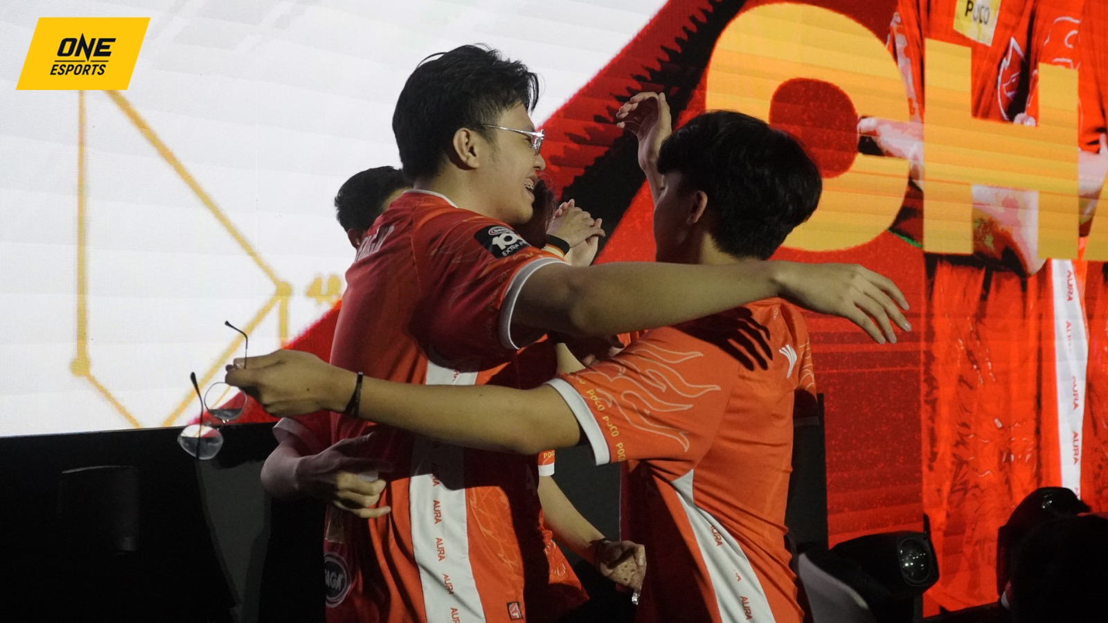 Aura Fire Juara Piala Presiden Esports Mlbb One Esports Indonesia