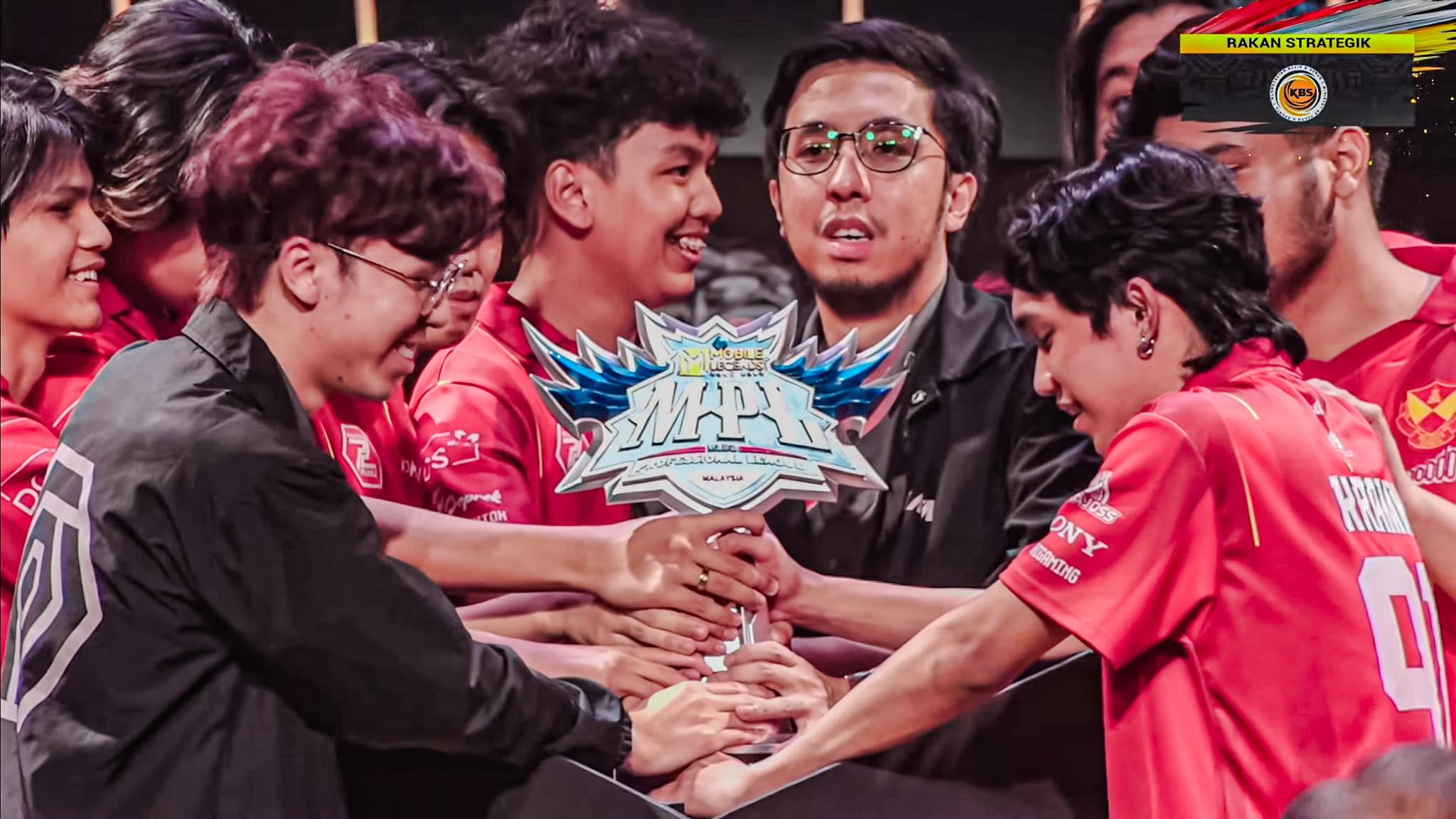 Tak Terkalahkan Selangor Red Giants Juara MPL MY S13 ONE Esports