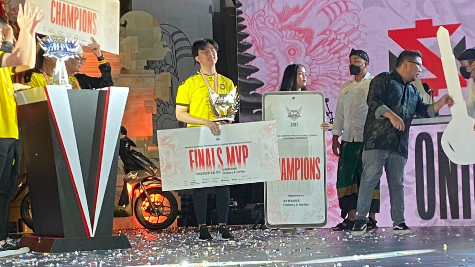 Onic Cw Tak Pernah Main Hero Yang Sama Sepanjang Mpli 2021 One