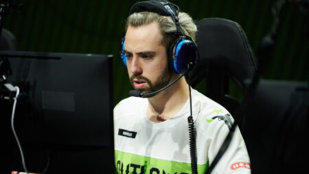Outlaws Rawkus competes in OWL