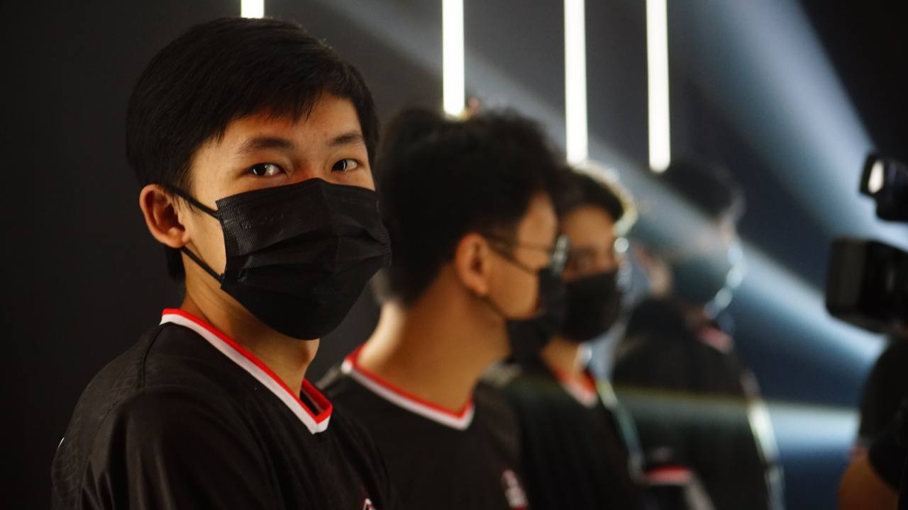 Geek Fam ID di-bully netizen, pelatih Aura Fire kesal: 'Masalahnya ...