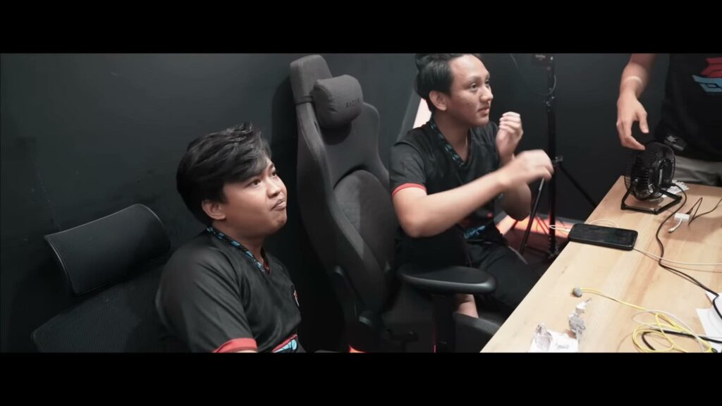 Persija Evos Rengkuh Gelar Juara 2023 Pmpl Id Fall One Esports Indonesia 4938