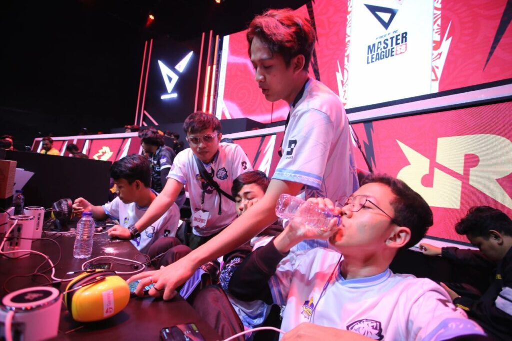 EVOS Divine, EVOS Esports, FFML Season 8, Free Fire
