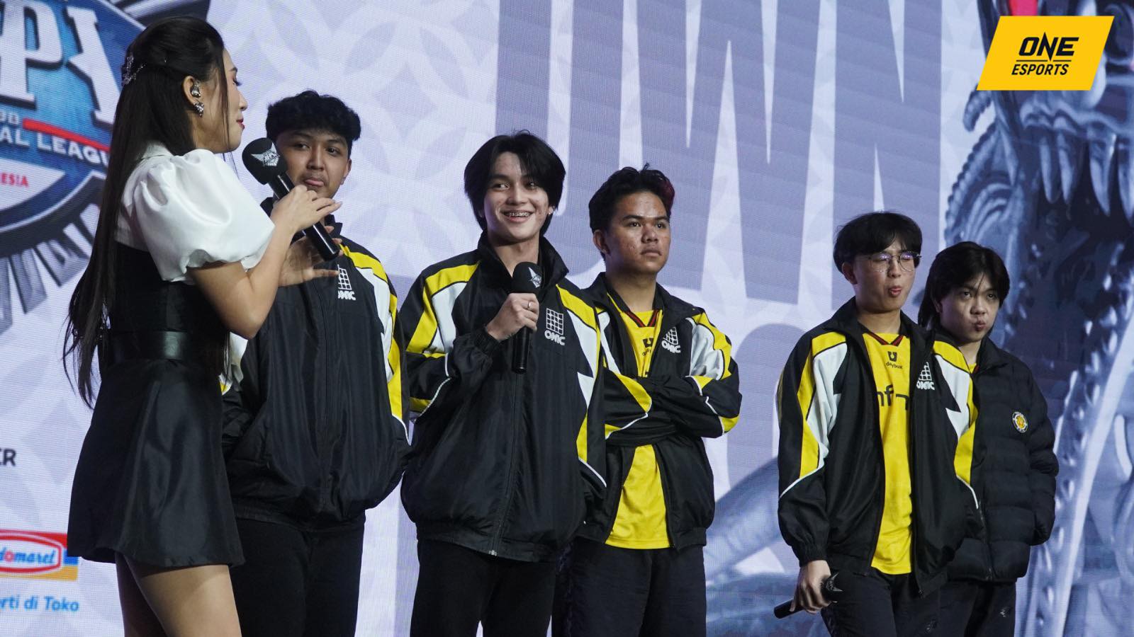 ONIC Esports tak trauma coba-coba strategi di regular season | ONE ...