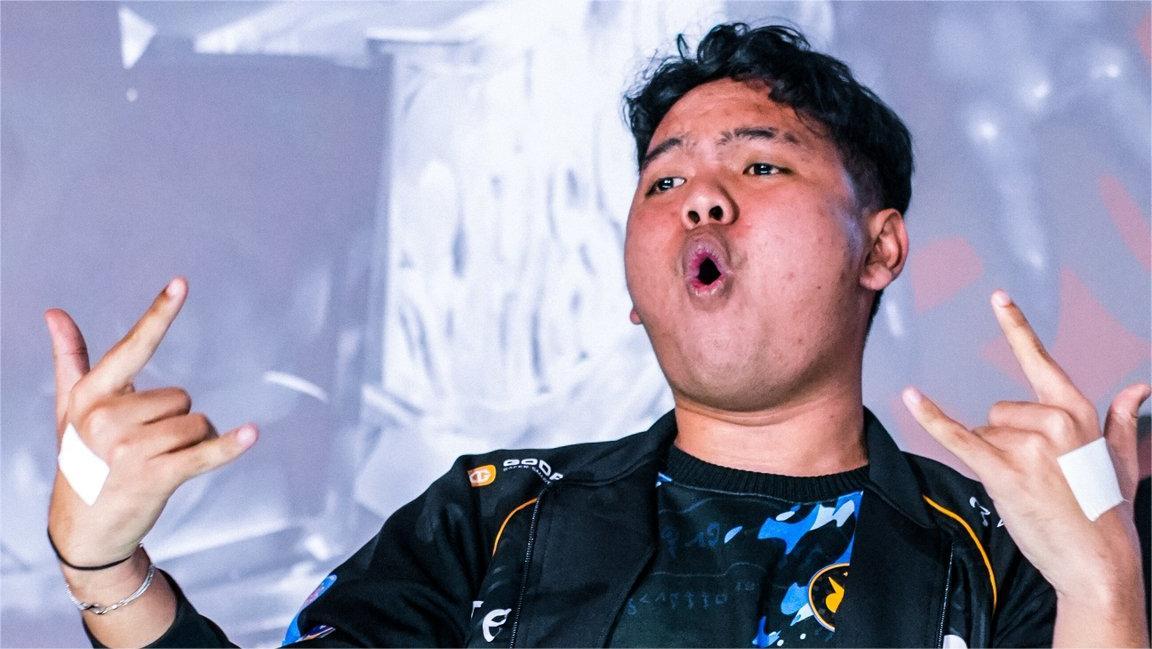 ONIC Esports dan RRQ Hoshi perwakilan Indonesia di MSC 2025 x EWC