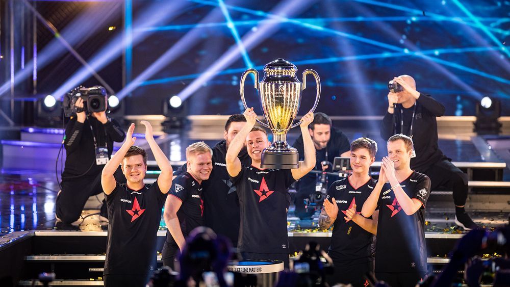 Total jumlah hadiah dari turnamen resmi CS GO sudah mencapai US100