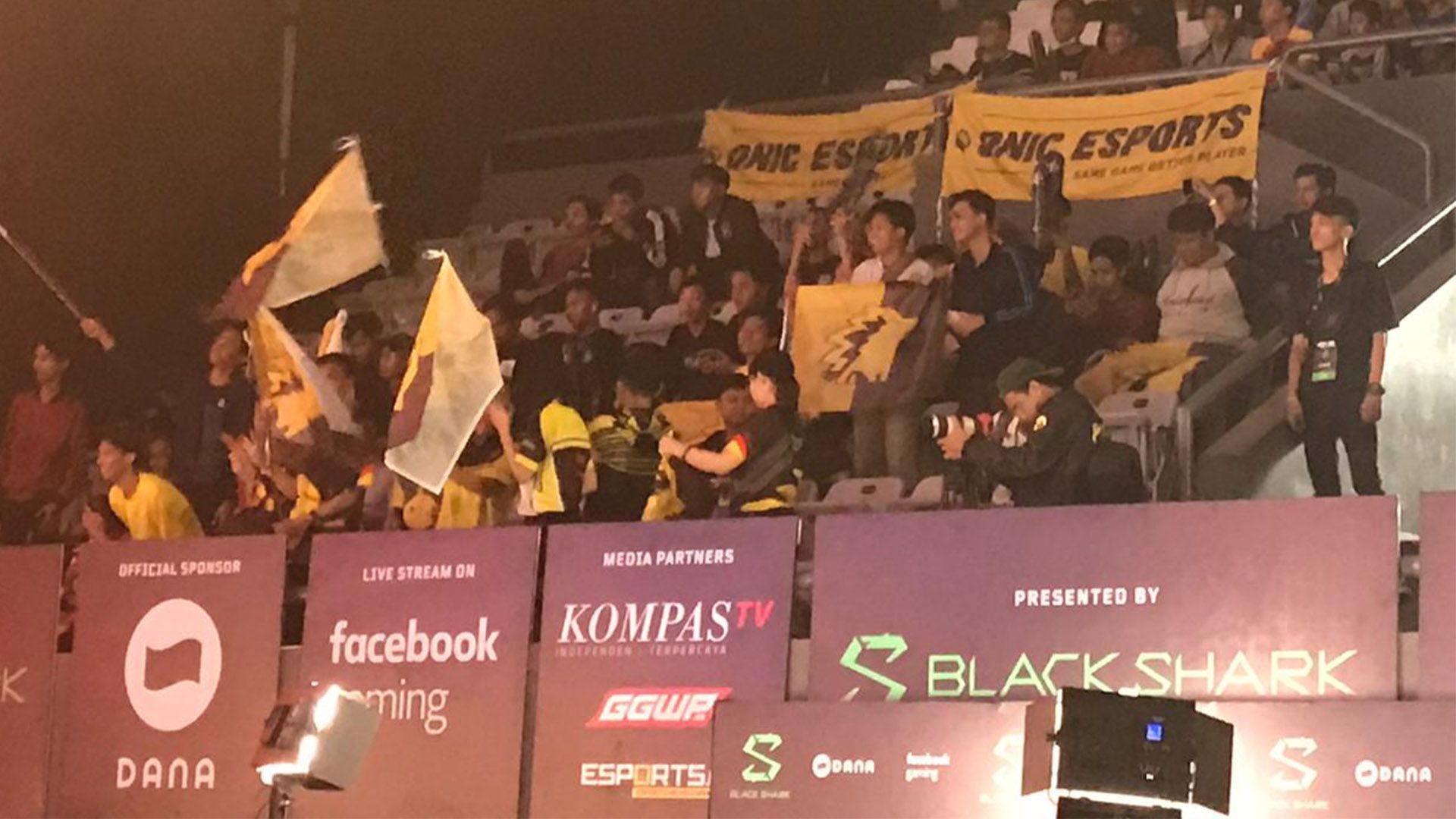 Foto Event MPL interaktif untuk fans terkait fitur menarik yang ditawarkan dalam event mpl interaktif untuk fans